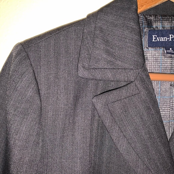 Evan-Picone Pant Suit - Picture 3 of 16